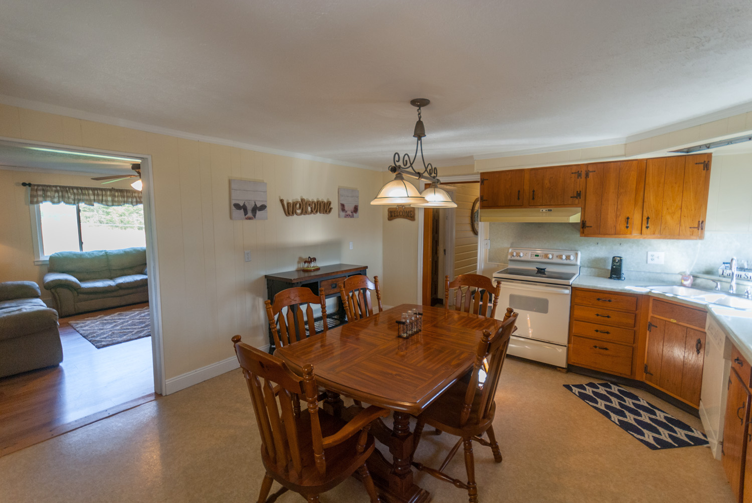 Image for Farmhouse at Fernstone Retreat 9