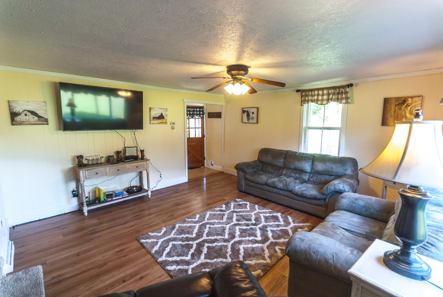 Image for Farmhouse at Fernstone Retreat 25