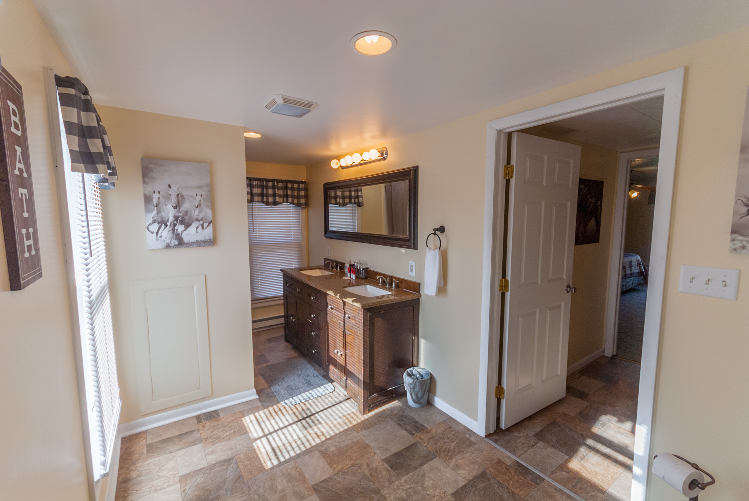 Image for Farmhouse at Fernstone Retreat 31