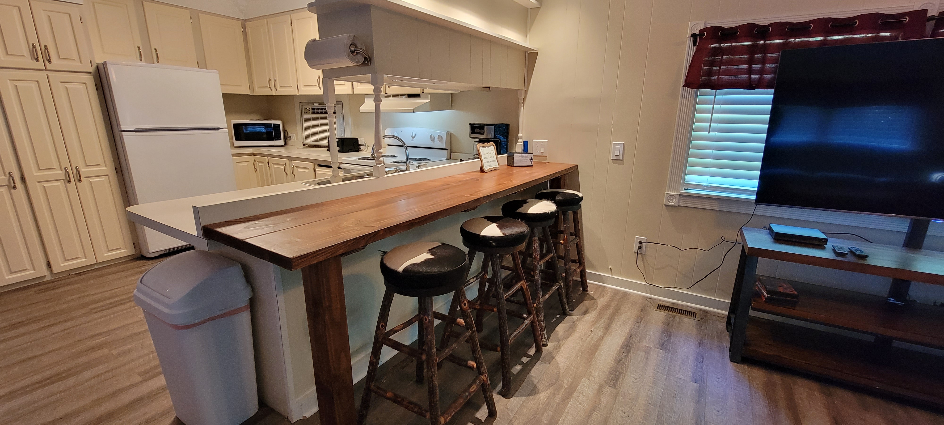 Image for A Perfect Hideaway 16