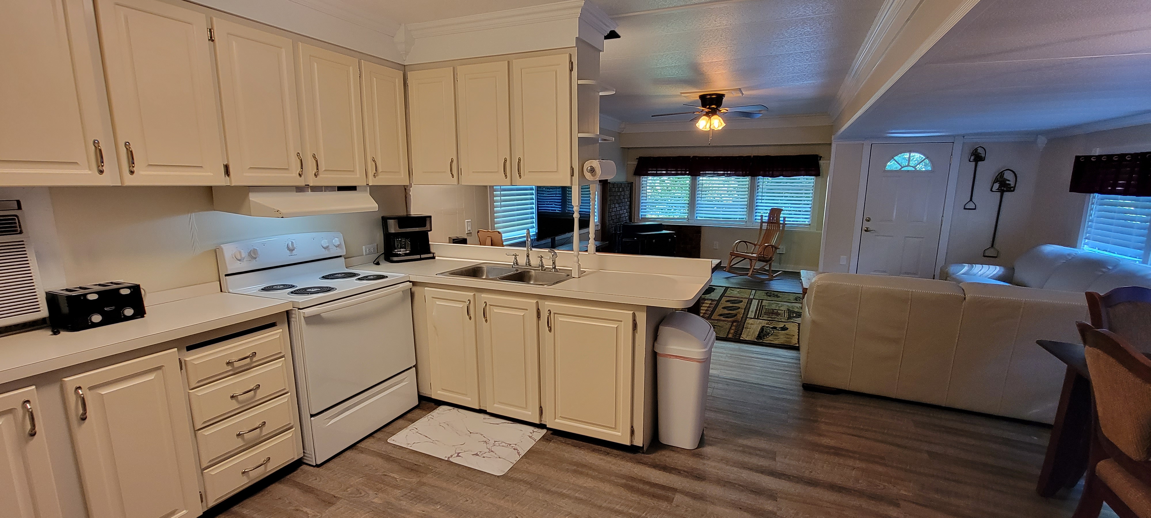 Image for A Perfect Hideaway 22