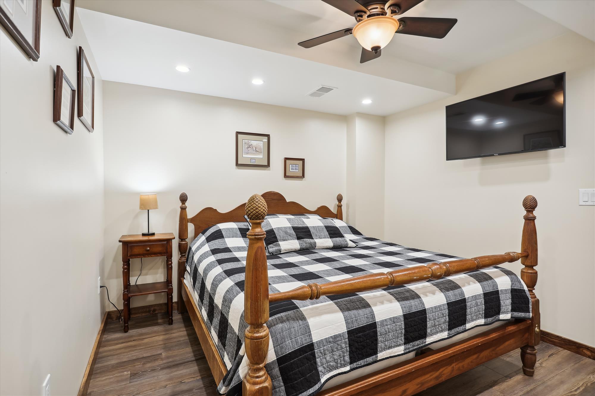 Image for Ridgecrest 38