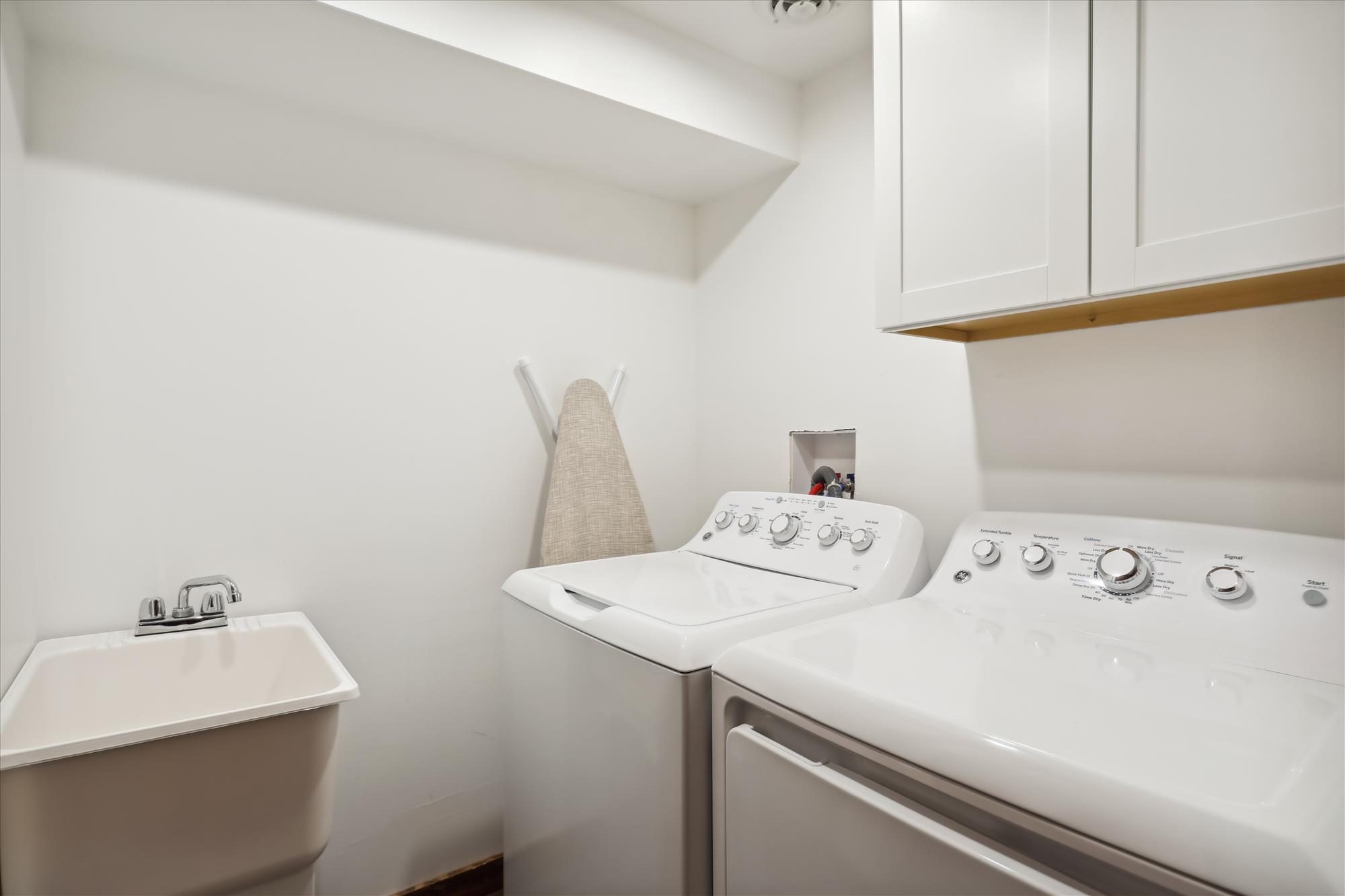 Image for Ridgecrest 52