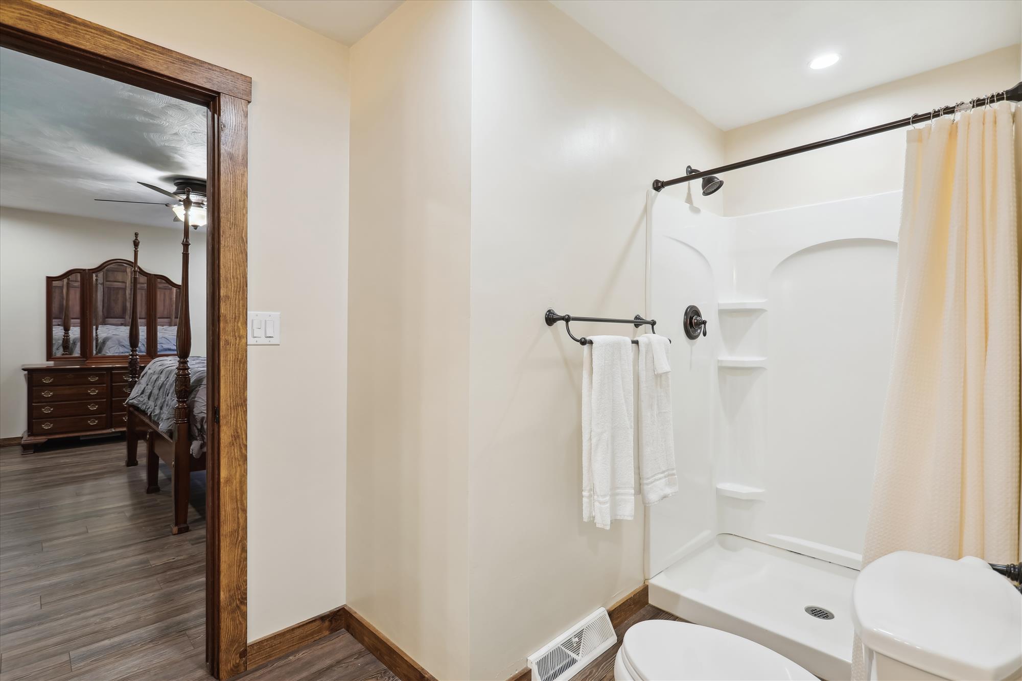 Image for Ridgecrest 18