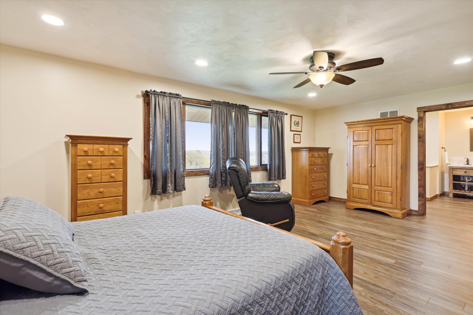 Image for Ridgecrest 25