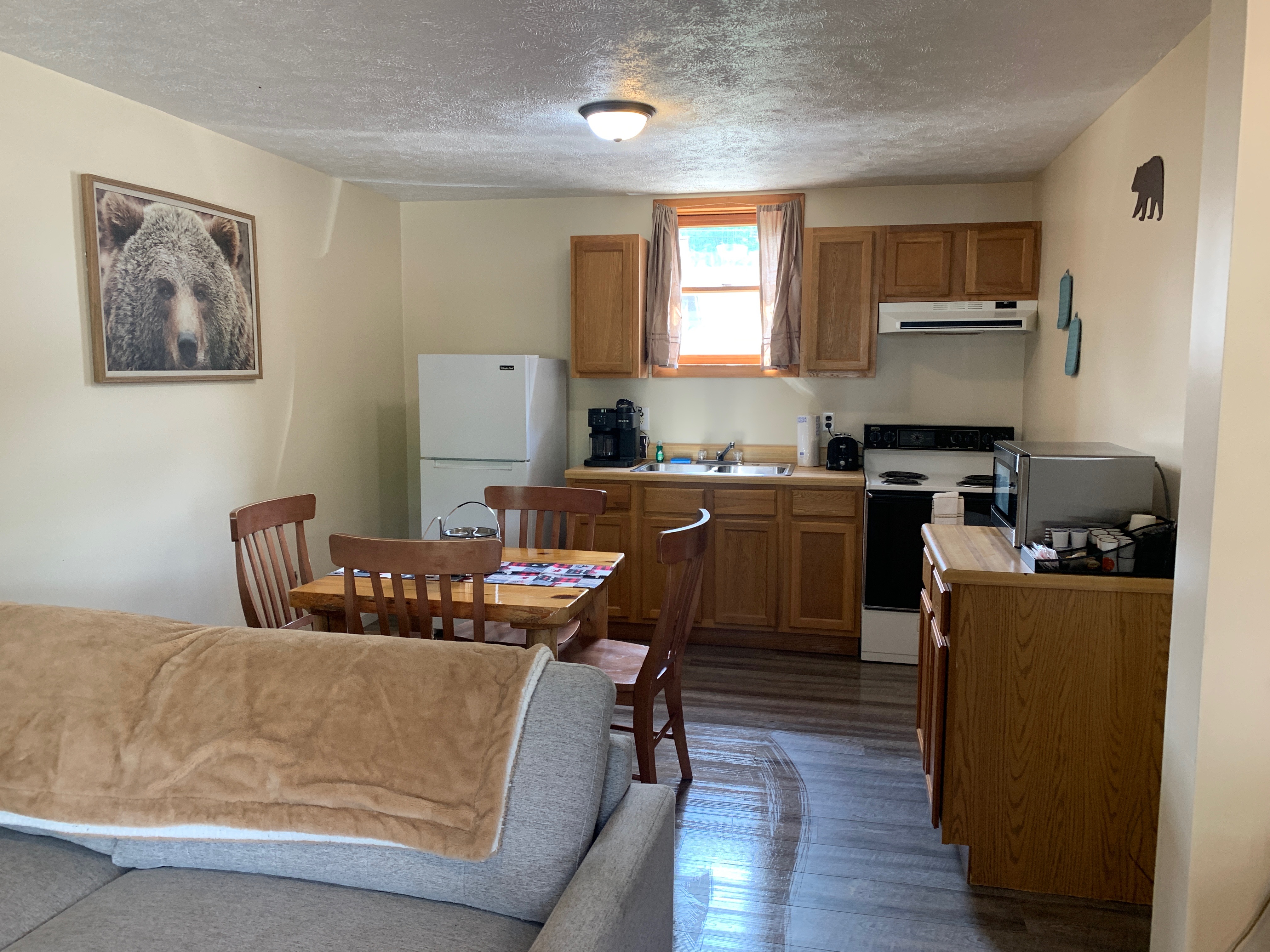 Image for Ohiopyle Suites Room 102 5