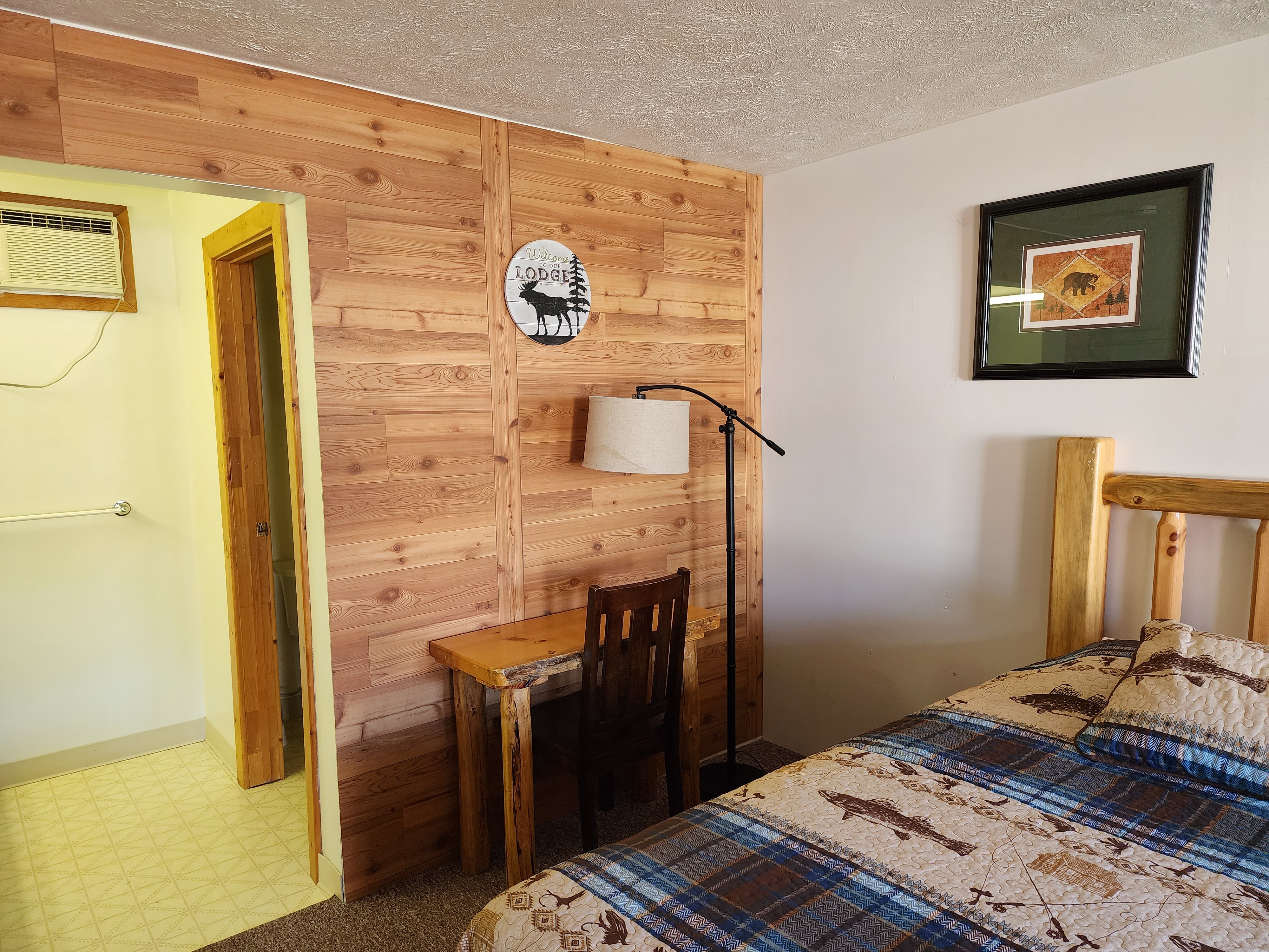 Image for Ohiopyle Suites Room 104 4