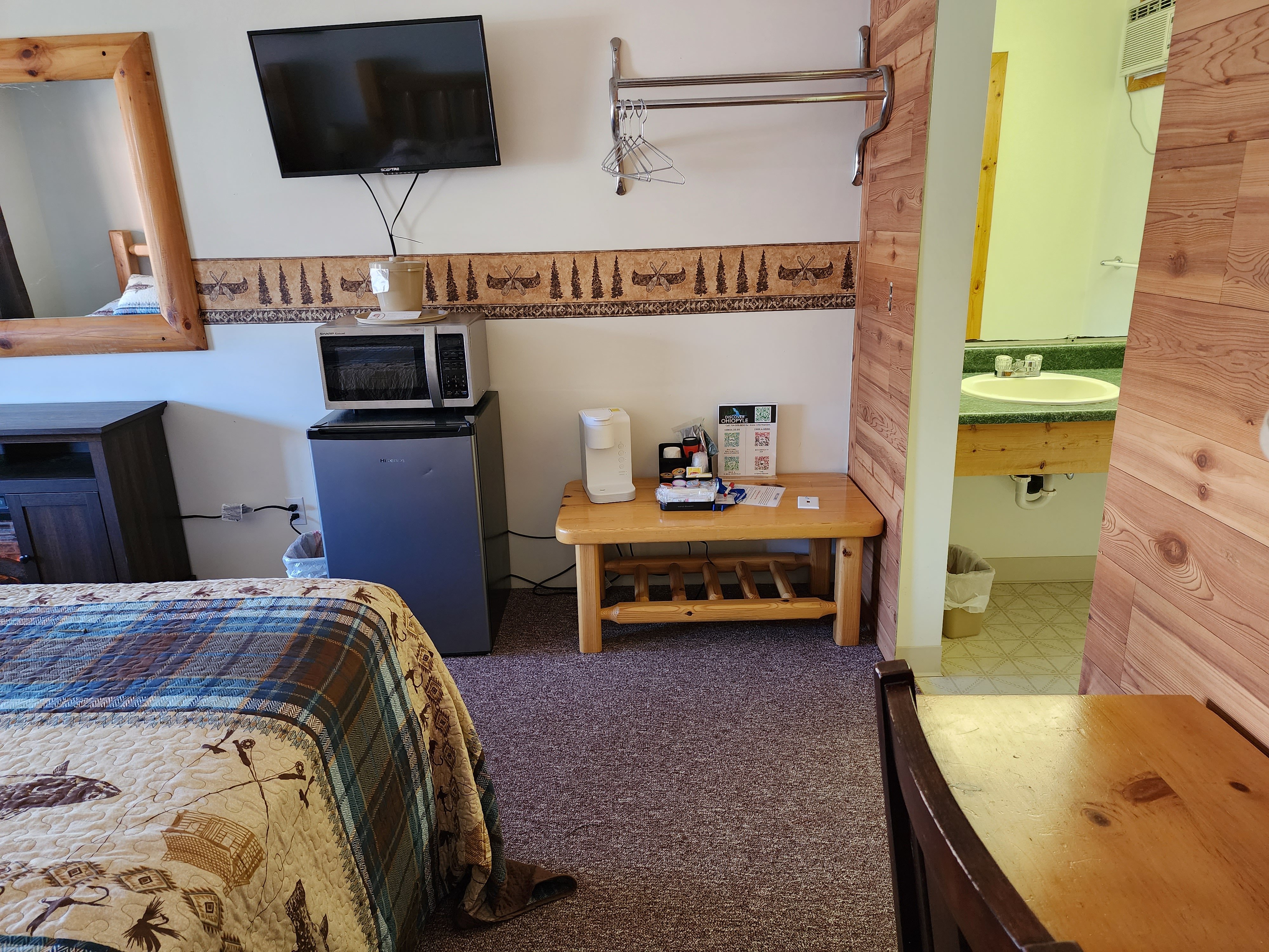 Image for Ohiopyle Suites Room 104 5