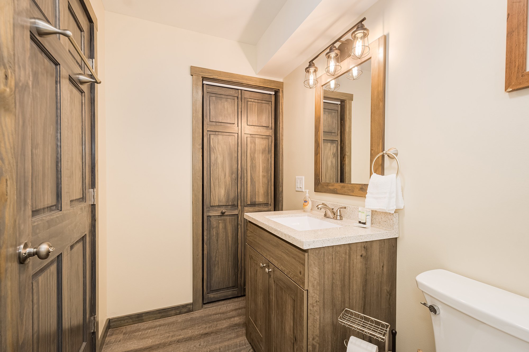 Image for Oak Hollow Lodge 23