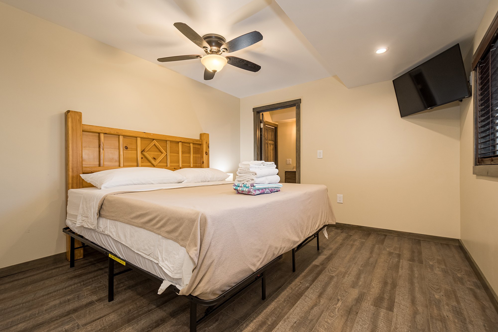 Image for Oak Hollow Lodge 20